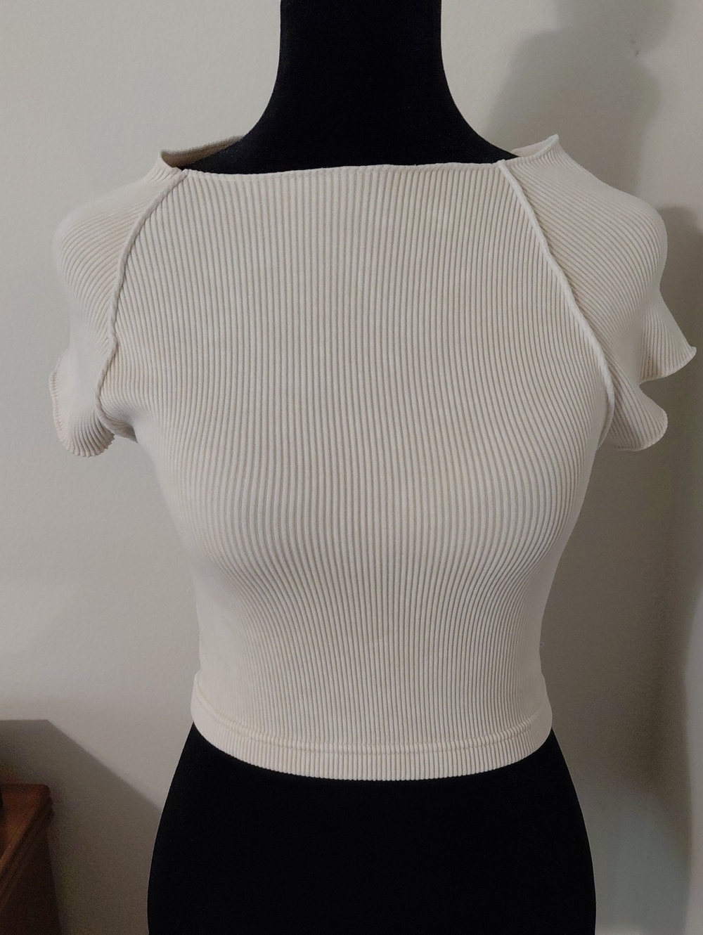 Zenana Outfitters Cream Ribbed Crop Top with Ruffle Sleeves